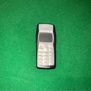 Nokia 1100 Mobile Phone GSM 900/1800MHz Unlocked Cell Wireless Device Vintage